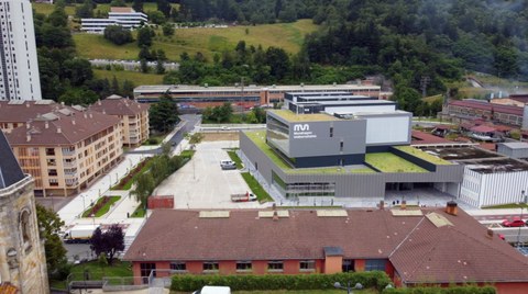 Mondragon Unibertsitatea inaugura el innovador centro de industria sostenible Hirekin