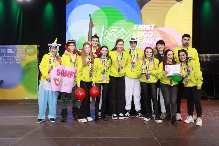 2º PremioMONDRAGON.jpg 2º PremioMONDRAGON.jpg