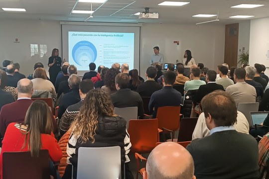 39 cooperativas participan en una jornada sobre Inteligencia Artificial Generativa en Otalora