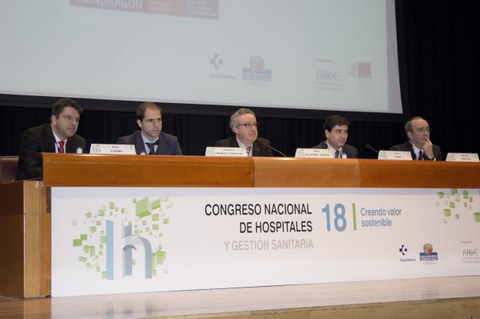 Exitosa mesa redonda organizada por MONDRAGON Health en el ámbito del Congreso Nacional de Hospitales y Gestión Sanitaria
