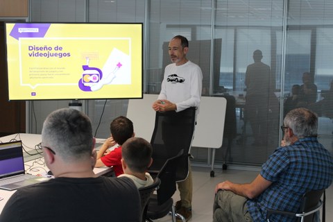 Algorithmics acerca la programación a jóvenes en Parque Tecnológico Garaia