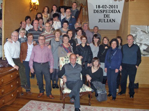Compañeros de Caja Laboral despiden al recién jubilado Julián Irizar