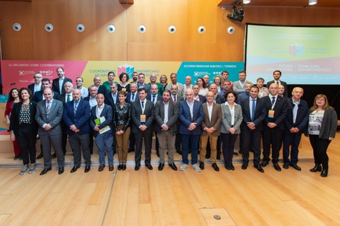 Construir el futuro económico de Navarra supone apoyar el desarrollo de las cooperativas 
