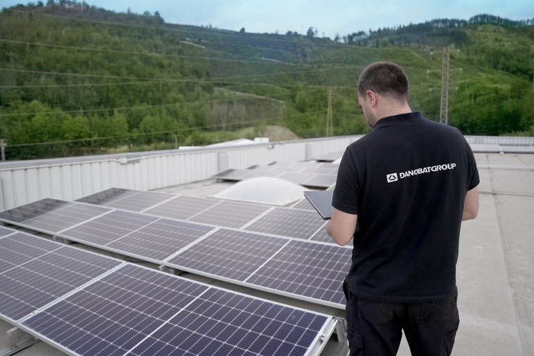 placas fotovoltaicas (1).jpg placas fotovoltaicas (1).jpg