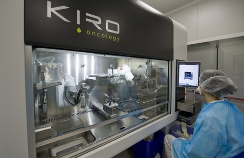 El Clínic incorpora un robot para la preparación automatizada de citostáticos