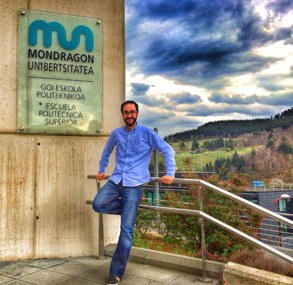 El investigador de EPS Roberto Uribeetxeberria, designado miembro de "Artemis Industry Association"