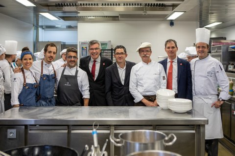 EROSKI hace un homenaje a la historia de la alimentación 