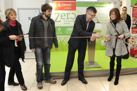 Eroski inaugura en Oñati la primera tienda 100% sostenible de Europa