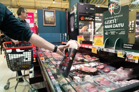 Eroski supera los 500 millones de euros en compras de producto local de la CAV en 2025
