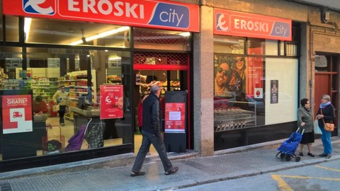Eroski y EP Bidco formalizan su alianza en Cataluña y Baleares