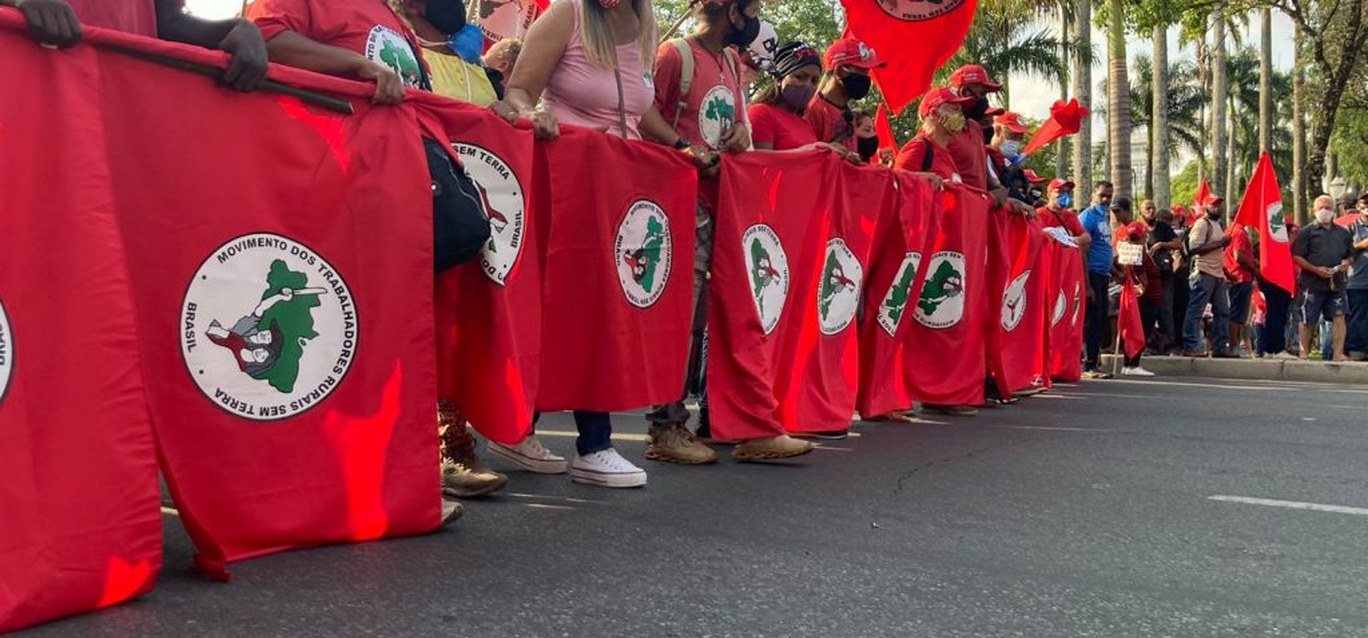 "Este lema 'Tierra, Trabajo, Derecho a existir' unifica las necesidades de las mujeres rurales y urbanas"
