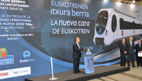 EuskoTren recibe la primera unidad de la serie 900 diseñada por LKS