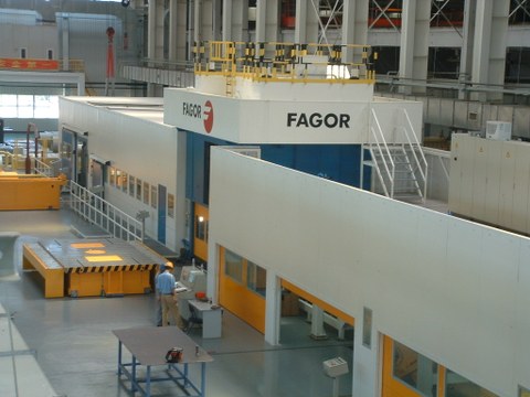 Fagor Arrasate vende una línea de corte con prensa a Baosteel