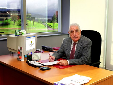 Fallece Javier Mongelos, ex presidente del Consejo General de MONDRAGON