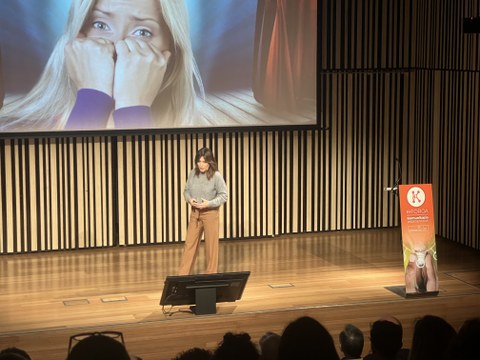 Helena Resano, periodista de Atresmedia, en el Foro de Comunicación