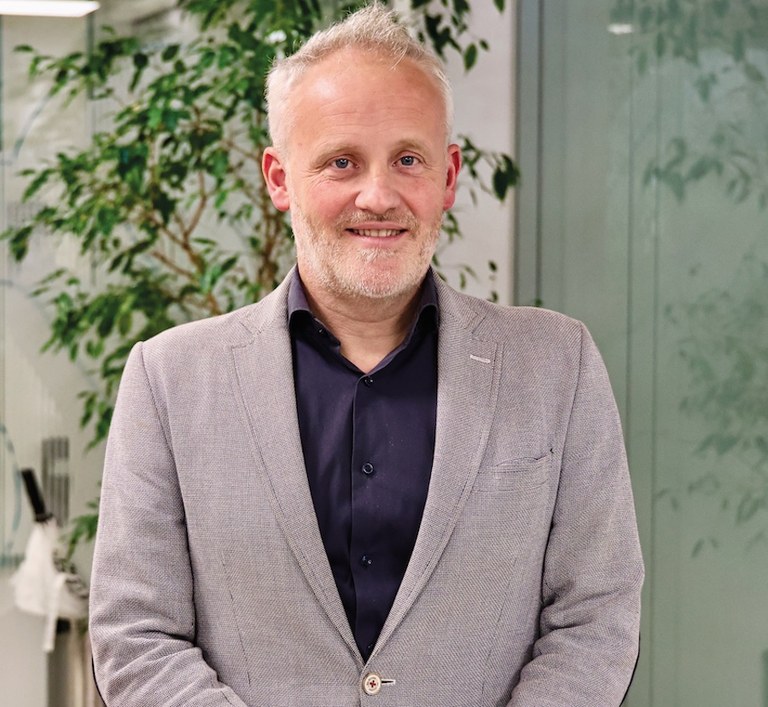 Jon Altuna: «Entendemos que la formación es para toda la vida y para todas las edades»