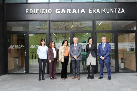 La directora de la Red de Parques de Euskadi visita Garaia