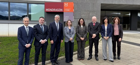 La secretaria de Estado de Comercio visita MONDRAGON