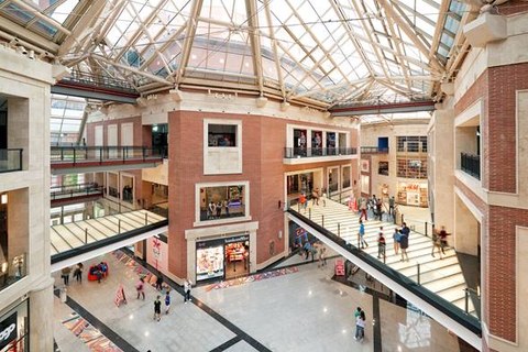 LKS KREAN Arquitectura completa la reforma del centro Zubiarte