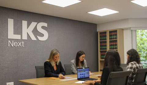 LKS Next Legal refuerza su servicio jurídico empresarial con una nueva oficina en Donostia