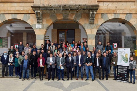 LKS Next Legal y Anel impulsan una comunidad energética pionera en Navarra