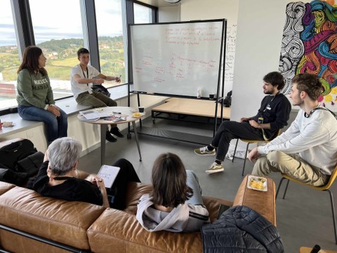 Maratón para dar respuesta a retos como la alimentación o la tecnología dirigidos a las personas mayores