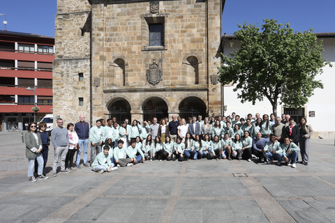 Recepción oficial a los 20 equipos clasificados en la MONDRAGON City Challenge