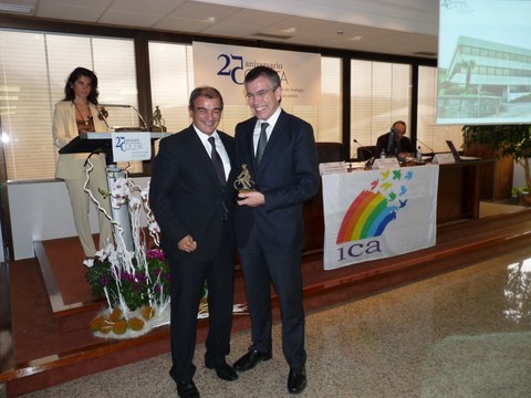 Reconocimiento público a la Corporación MONDRAGON en el acto del 25 aniversario de COCETA
