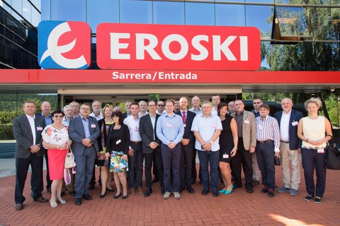Representantes de cooperativas de consumo de la República Checa y Moravia visitan Eroski