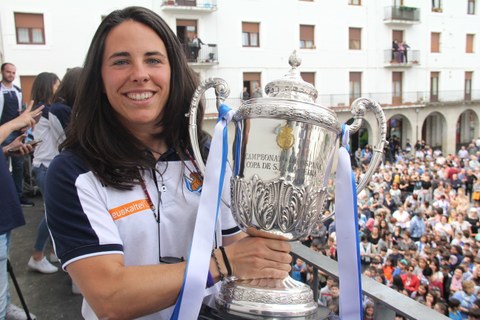 Trabajadora de GSR y campeona de la Copa con la Real Sociedad