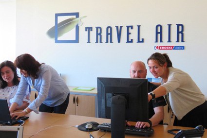 Travel Air firma un acuerdo con Booking para Corporación MONDRAGON