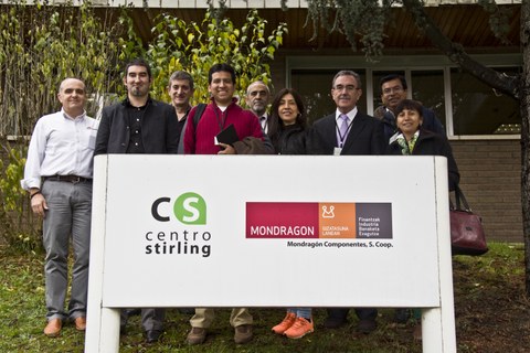 Una delegación del Gobierno de Perú visita MONDRAGON