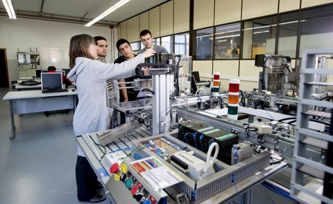 Varias cooperativas de Lea-Artibai impulsan la creación de empleo por medio de acuerdos