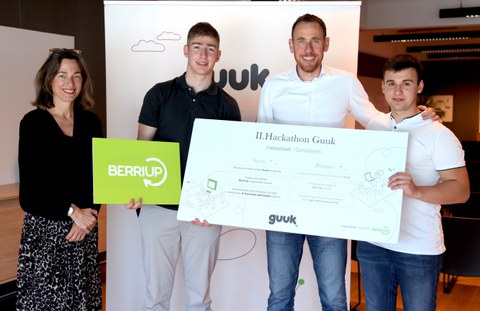 Vencedores en la segunda edición del Hackathon de la empresa Guuk