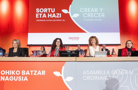 2023ko soberakin garbi guztiak ondarea indartzera bideratzea erabaki du Eroskiren Batzar Nagusiak