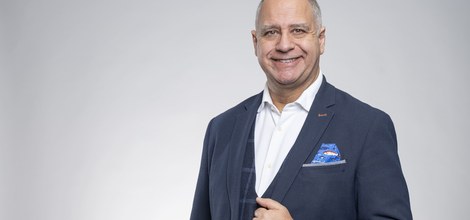 "Adimen artifizialaren adopzioak hazten jarraituko du, baina benetako eskala-jauzia eraginkorragoa izatearen araberakoa izango da"