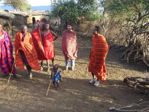 Beñat Aierdi Jerez, MUko Psikopedagogia ikasketak bukatzen ari da Kenian