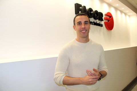 "Bezeroek poza adierazi digute Fagor Multimedia Solutionsen sorreragatik eta elkarrekin hazten jarraitzeko babesa adierazi digute"