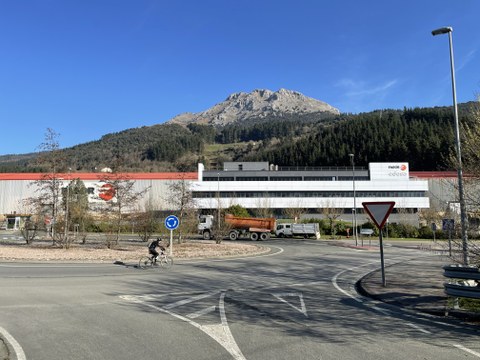 Dikar kooperatibak industria nabea erosi du Garagartzan, eta 2023an bere jarduera hara eramango du