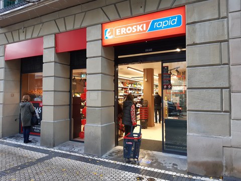 EROSKI-K “RAPID” izeneko 50 saltoki frankiziatutik gora ditu