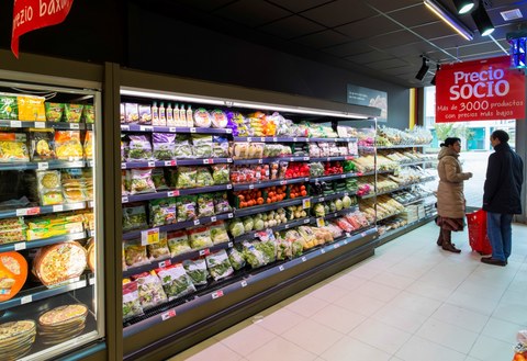 EROSKIk 38 supermerkatu berri ireki ditu, eta 500 denda baino gehiagoko frankizia sarea du