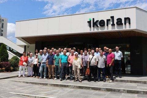 Erretiratutako langileekin harremanak sendotzen jarraitzen du Ikerlanek