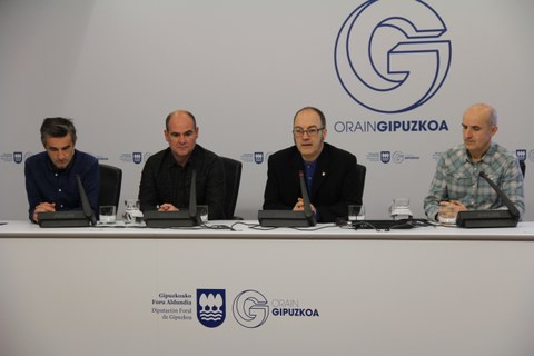 Euskarazko publizisten harrobia sustatu nahi du EUSPOTek 