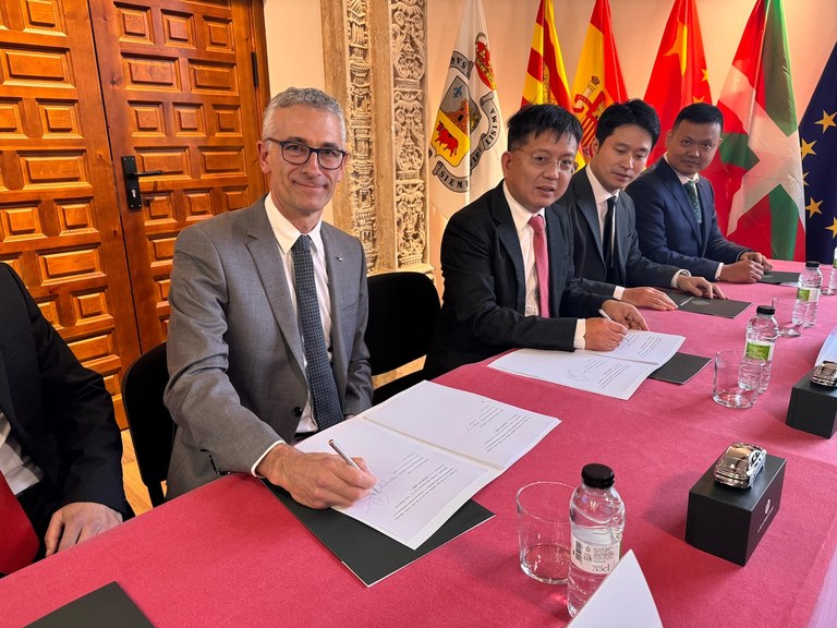 4b5d3e3e-a4e4-4974-be04-76459085e951.jpg 4b5d3e3e-a4e4-4974-be04-76459085e951.jpg