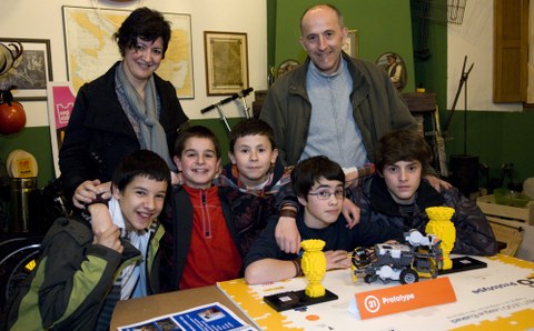 First Lego League-eko entrenatzailerik onenak, Idoia Armendariz eta Edorta Arana