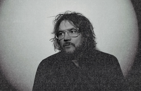 Jeff Tweedy-ren kontzertura joan nahi?