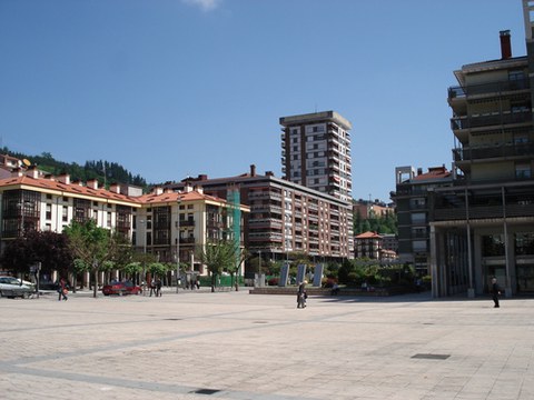 Jose Maria Arizmendiarrieta plaza inauguratuko da Arrasaten