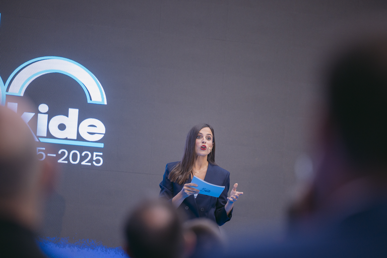 Kide 50-6484.png Kide 50-6484.png