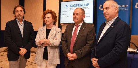 KONFEKOOP 2022an hazi egin da