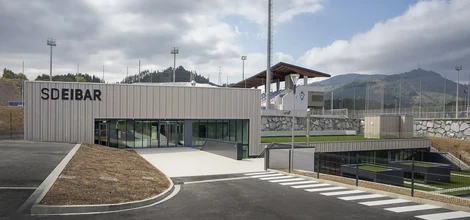 Kreanek diseinatu eta zuzendu du S.D. Eibar taldearen errendimendu handiko eraikin berria